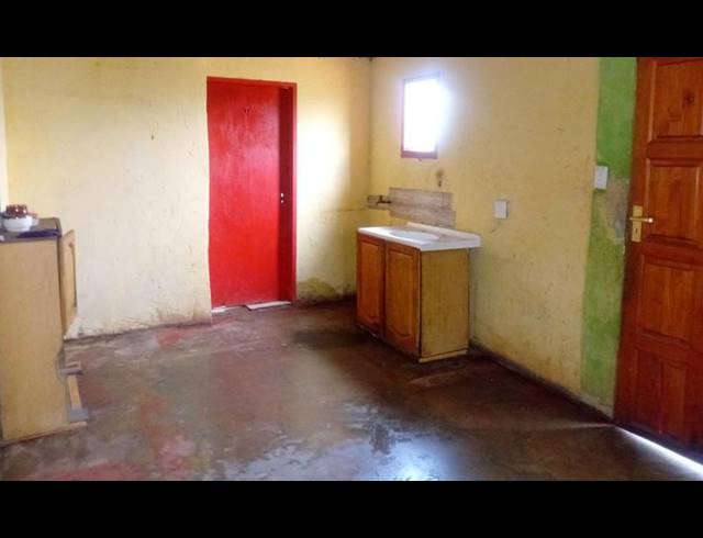 2 BEDROOM HOUSE FOR SALE IN RIETVALLEI